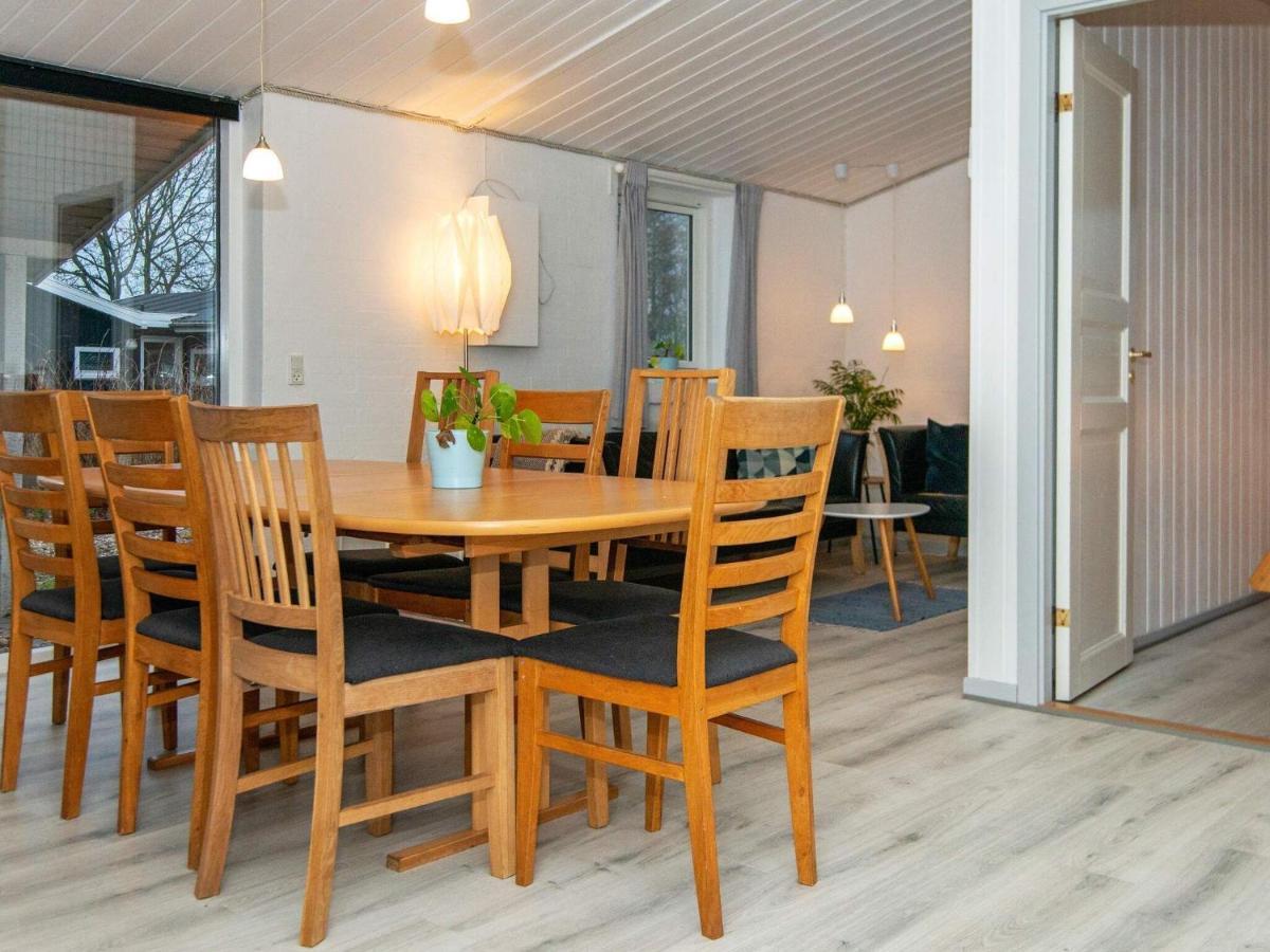 7 Person Holiday Home In Rsted Kare Eksteriør bilde