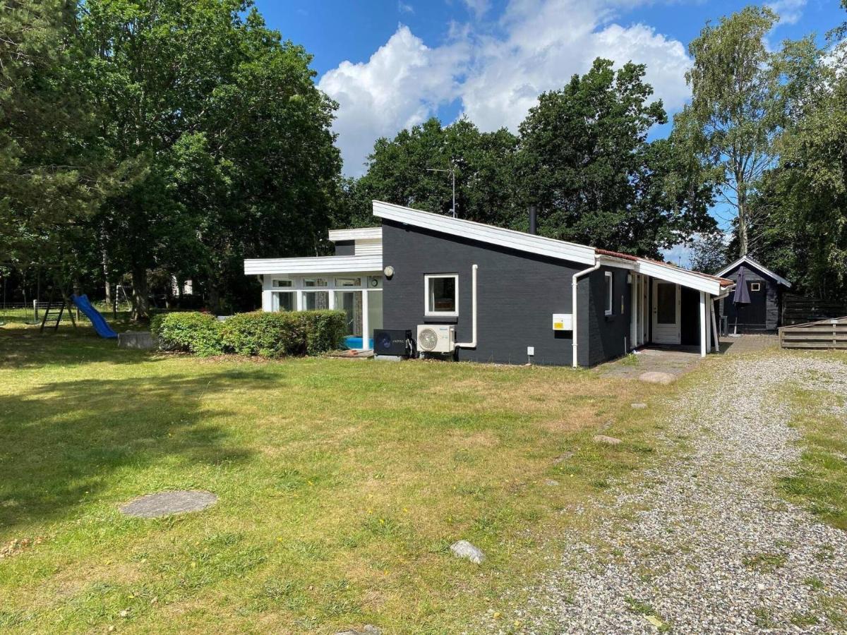 7 Person Holiday Home In Rsted Kare Eksteriør bilde